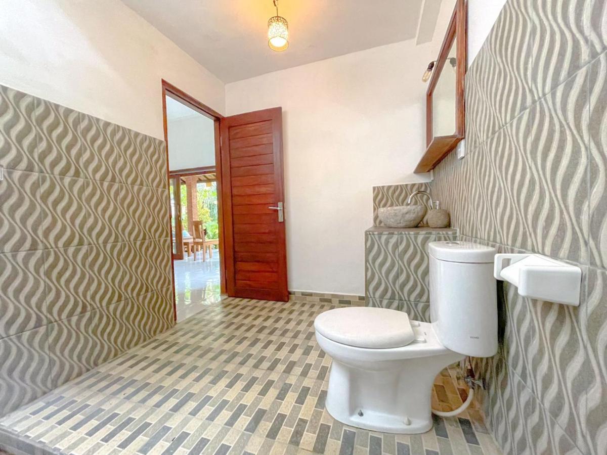 Enak Bungalow Amed  Luaran gambar